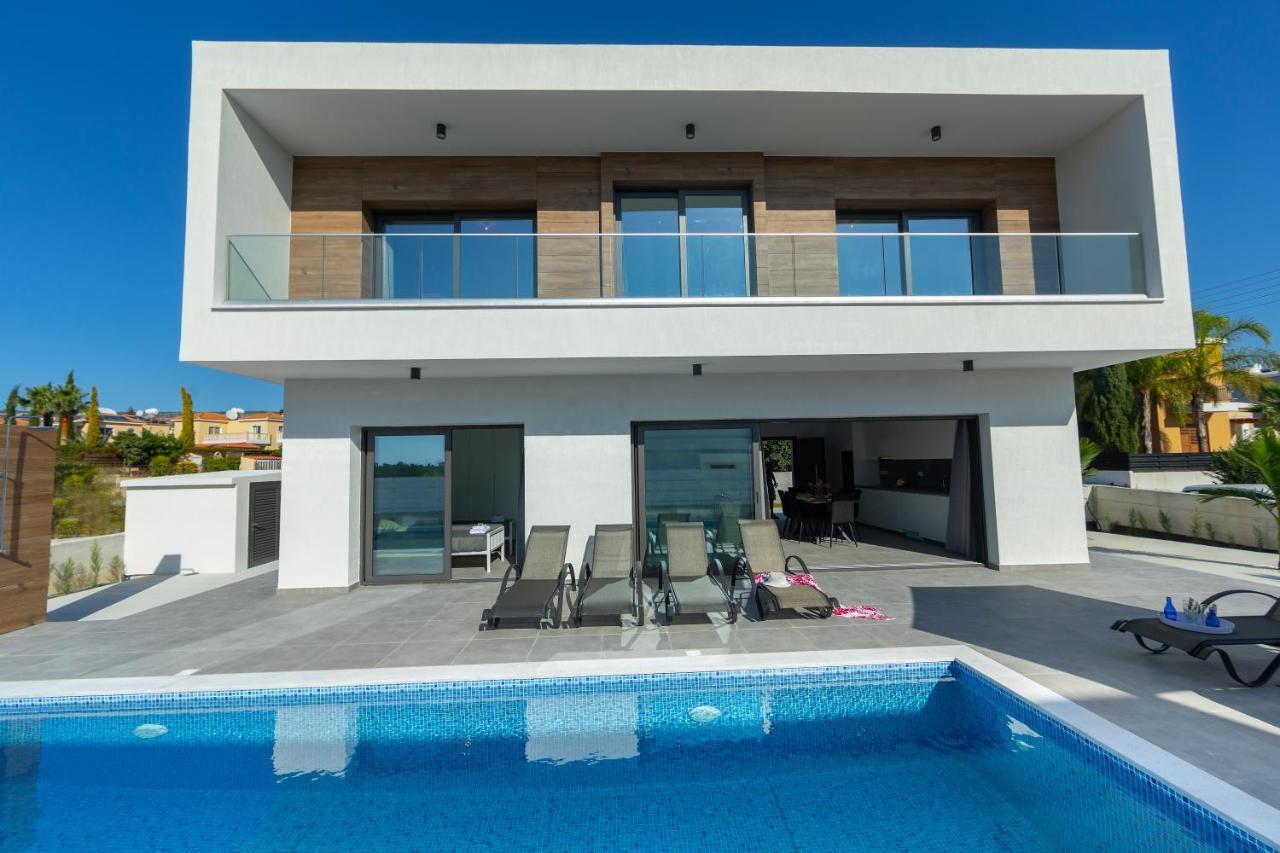 Villa Andre, Walking Distance To Coral Bay Peyia Exterior foto